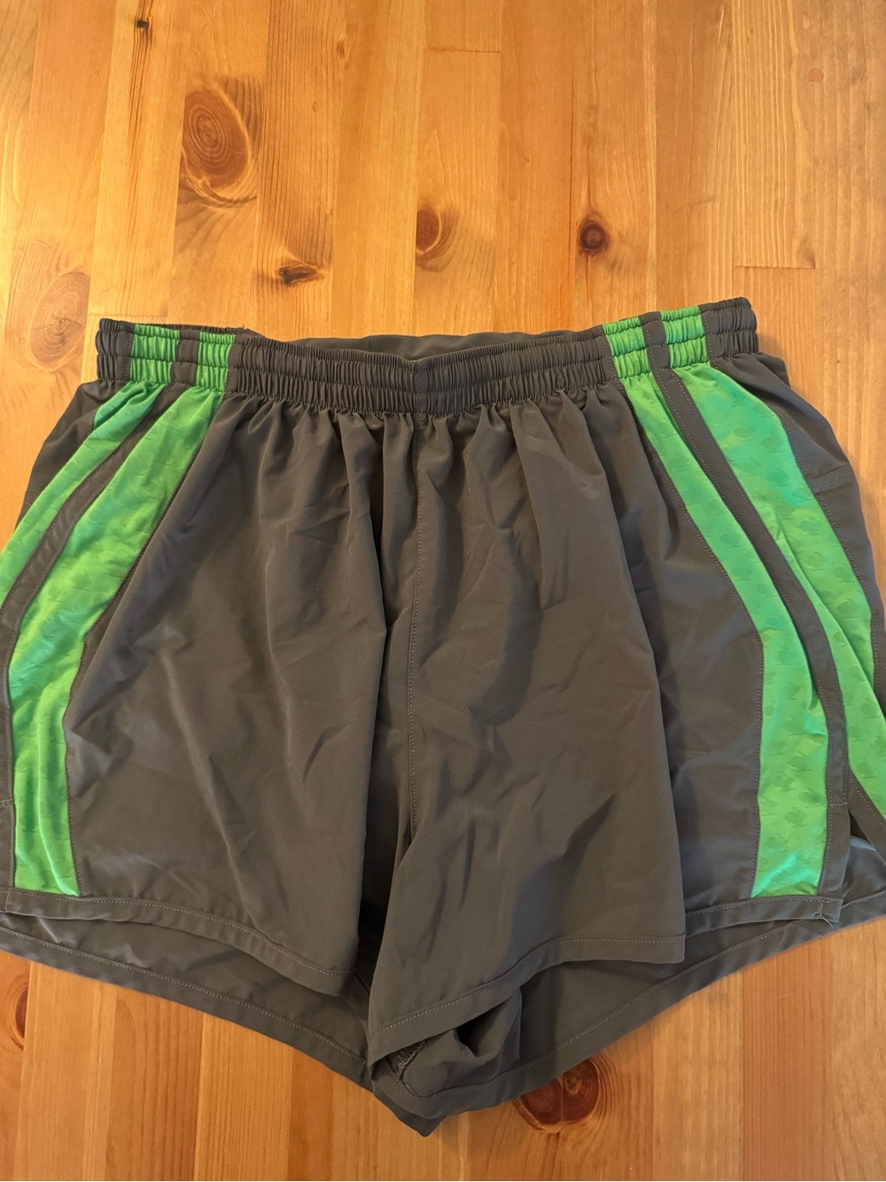 Rabbit Running Men’s 5" Performance Shorts - Charcoal Grey/Green - Size Large